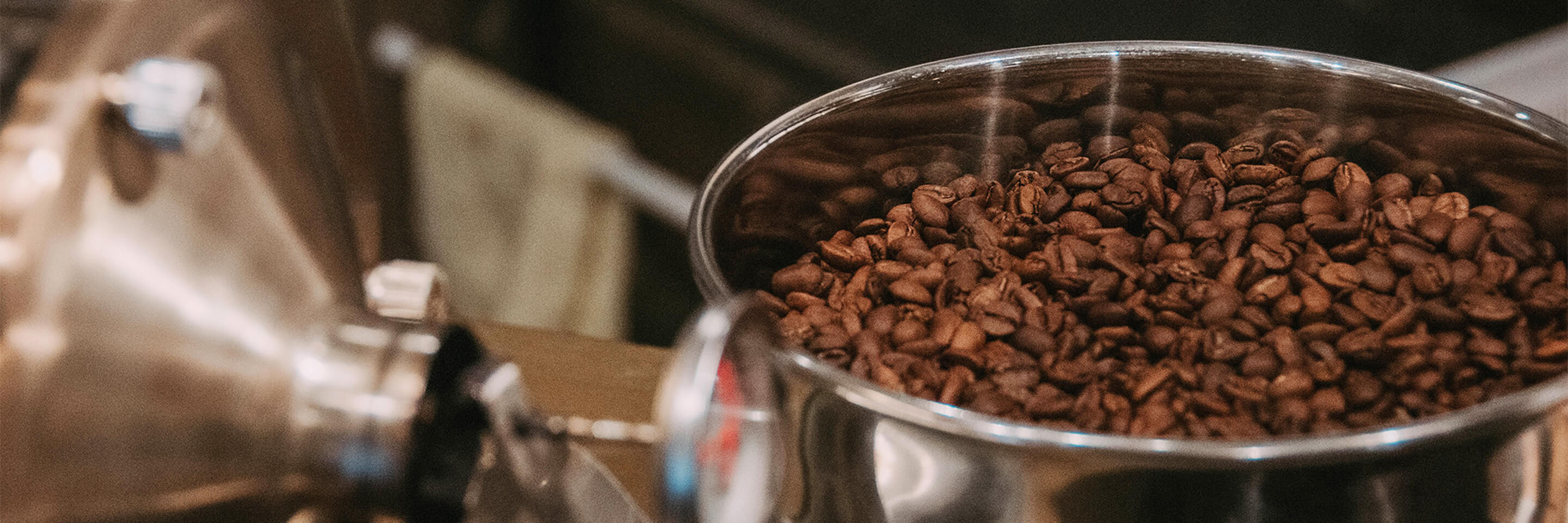 焙煎中のコーヒー豆